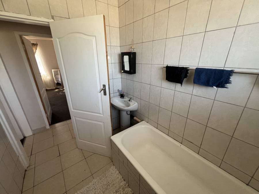 2 Bedroom Property for Sale in La Hoff North West